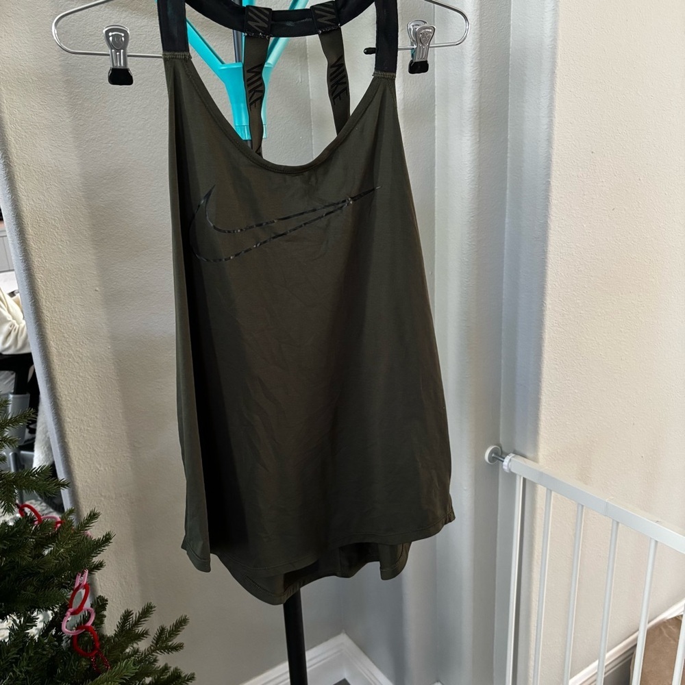 Nike Women's dark green drifit Tank Top